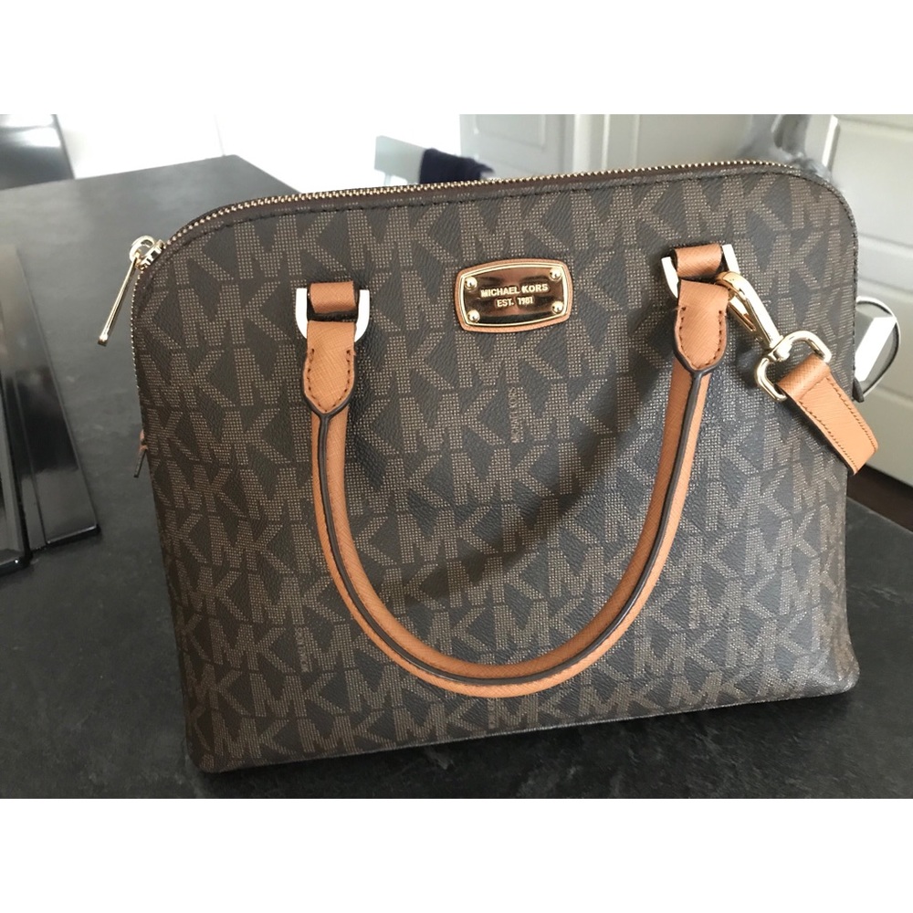 MK Purse 👜